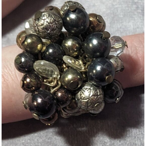 Chunky Metallic Beaded Cluster Stretch Ring Size 8 - Picture 12 of 14